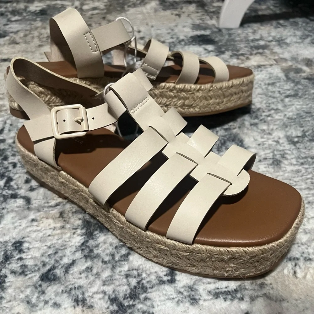 AE SHOES